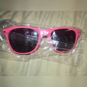 Pink Women's Classic Wayfarer Sunglasses